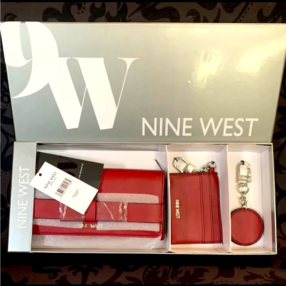 Nine West Accessories 3-Pc Set NEW IN BOX